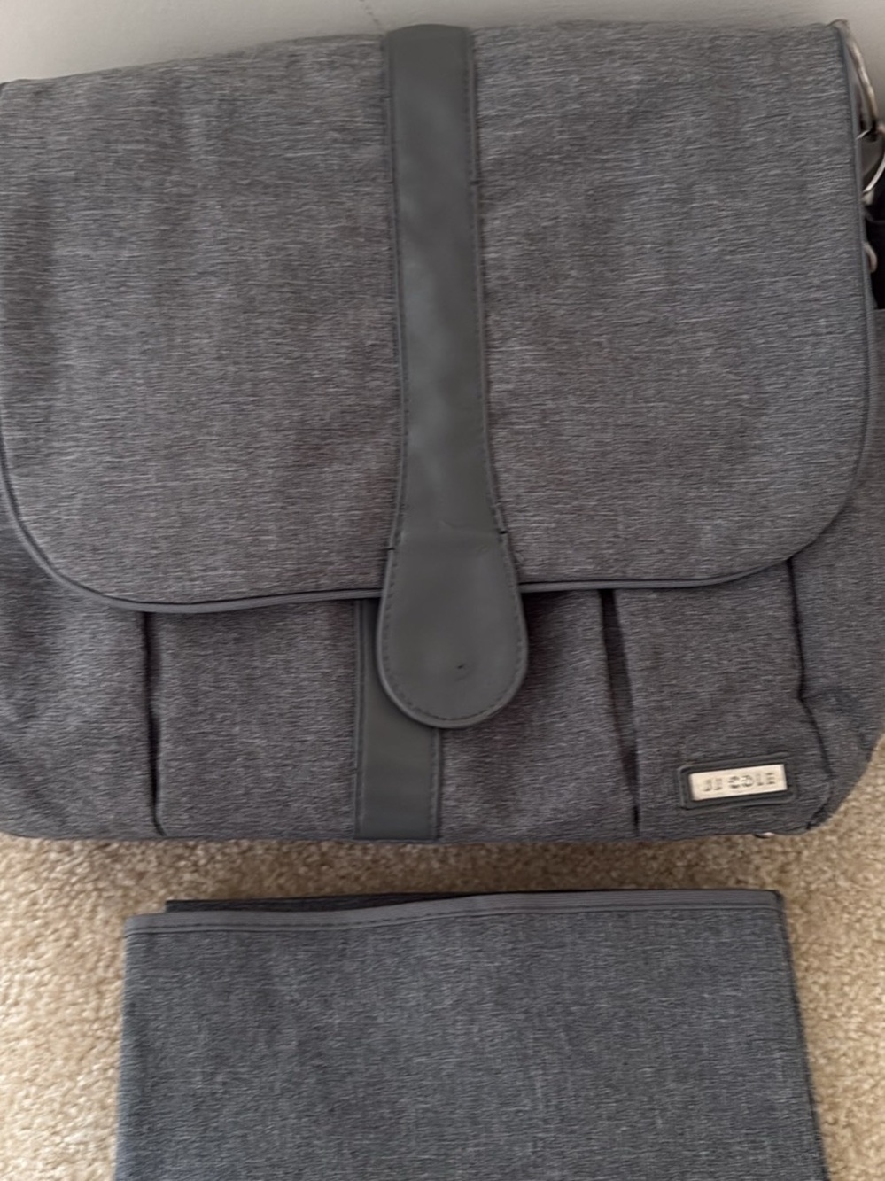 JJ Cole Gray Unisex Messenger Diaper Bag with Matching Pad